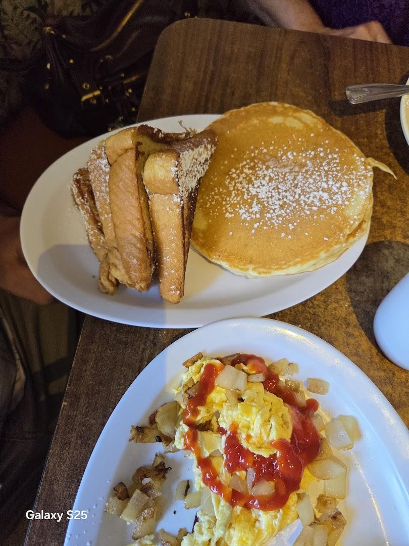 Leo's French Toast House